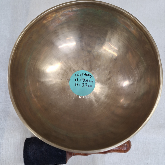 Handcrafted Singing Bowl Set with Cushion and Mallet (Style A) – 1400g image 1